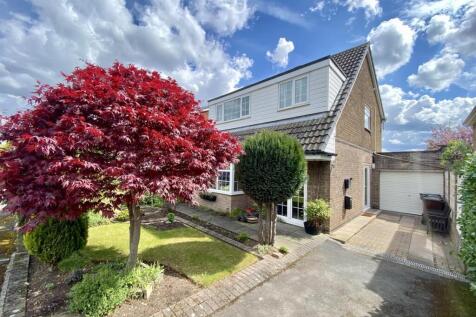 Fernhurst Road, Mirfield 3 bed detached house for sale