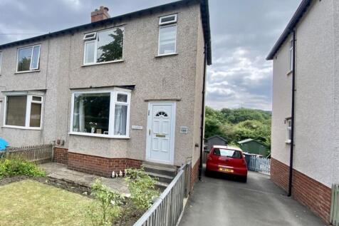 Huddersfield Road, Mirfield 3 bed semi