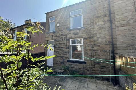 Colbeck Avenue, Batley 2 bed end of terrace house for sale