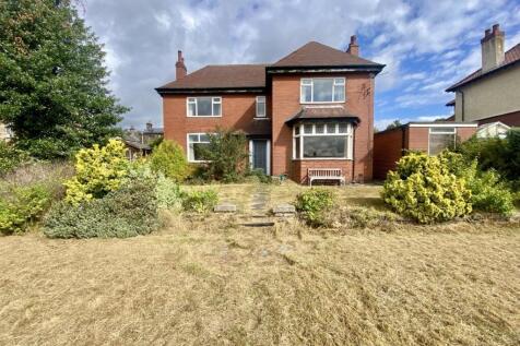 Meadowbank Crescent, Mirfield 3 bed detached house for sale