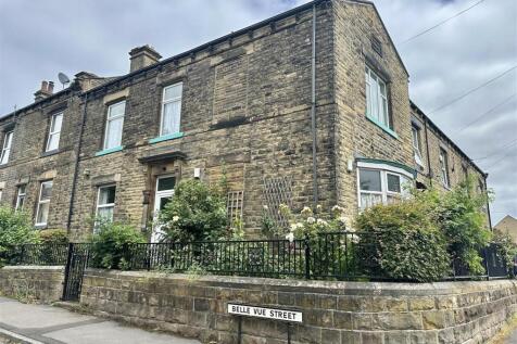 Belle Vue Street, Batley 3 bed terraced house for sale