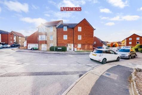 Shearwood Crescent, Crayford, Kent 1 bed flat for sale