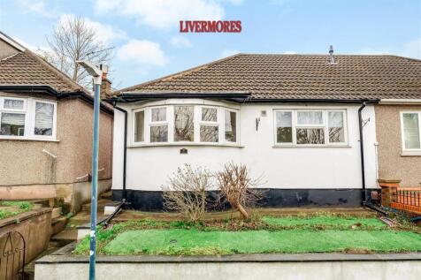 2 bedroom semi-detached bungalow for sale
