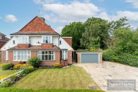 4 bedroom semi-detached house for sale