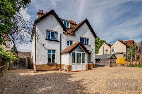 Queens Park Road, Caterham 6 bed detached house for sale
