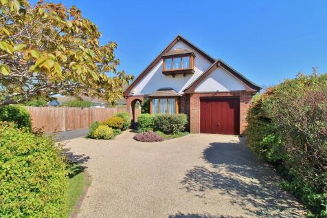 3 bedroom chalet for sale