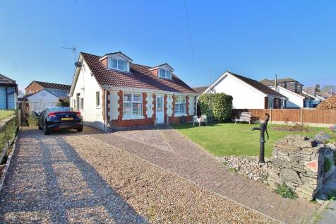 4 bedroom chalet for sale