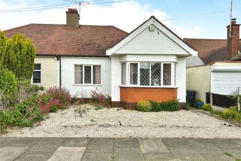 2 bedroom bungalow for sale