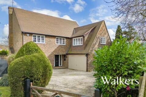 5 bedroom detached house for sale