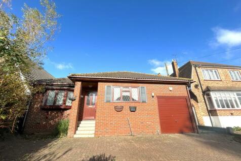 3 bedroom detached bungalow for sale