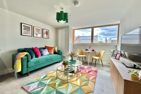 * FIRST TIME BUYER INCENTIVES * St... 1 bed flat for sale