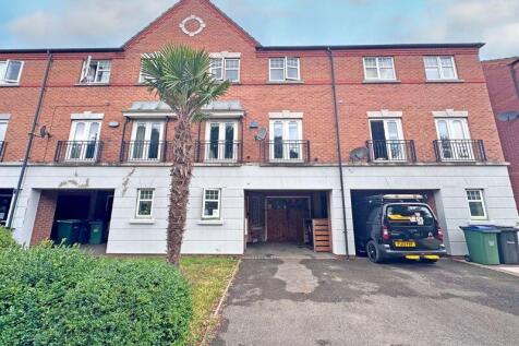 Oxford Way, TIPTON, DY4 8AL 5 bed townhouse for sale