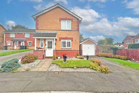 Tierney Drive, TIPTON, DY4 7DN 3 bed detached house for sale