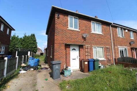 Chatsworth Road, Athersley South... 3 bed semi