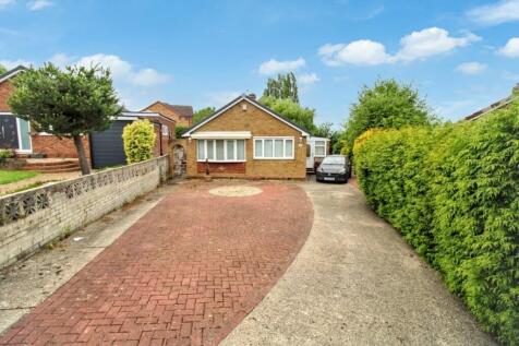 Borrowdale Close, Ardsley, Barnsley 2 bed bungalow for sale