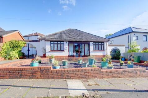 Alltmawr Road, Cyncoed, Cardiff 2 bed detached bungalow for sale