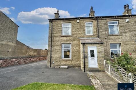 Peep Green Road, Hartshead 3 bed end of terrace house for sale