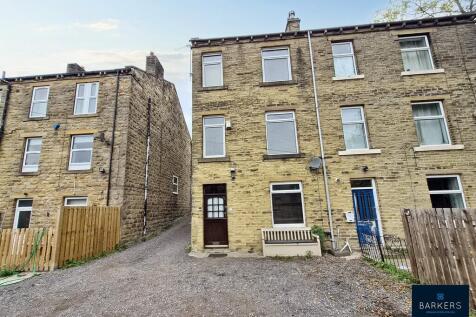 Bradford Road, Birkenshaw 1 bed end of terrace house for sale