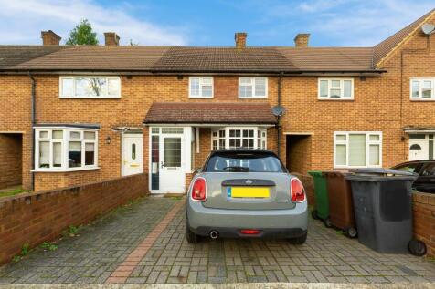 Arundel Drive, Borehamwood, WD6 2 bed terraced house for sale