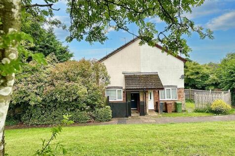 Hancock Court, Borehamwood, WD6 1 bed end of terrace house for sale