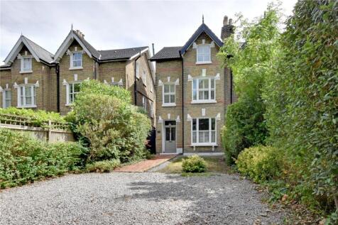 5 bedroom semi-detached house for sale