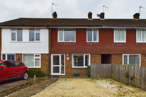 Silverdale Road, Tadley, Hampshire, RG26 3 bed terraced house for sale