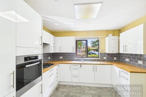 Wakeford Court, Silchester Road... 1 bed bungalow for sale