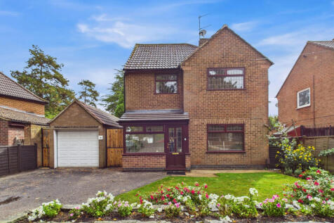 3 bedroom detached house for sale
