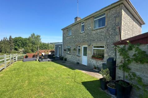 Kilmersdon Road, Radstock 3 bed detached house for sale