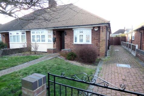 2 bedroom semi-detached bungalow for sale