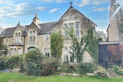 Thistlebout West Burton, Leyburn DL8 4JX 3 bed semi