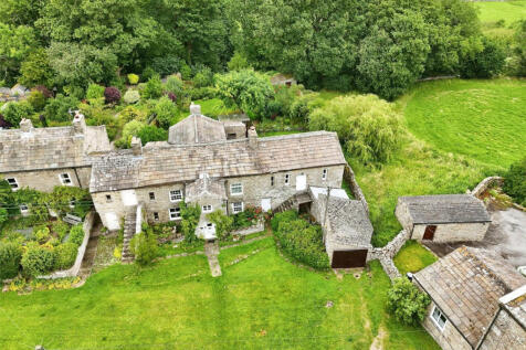 East End House Thornton Rust, Leyburn... 4 bed semi