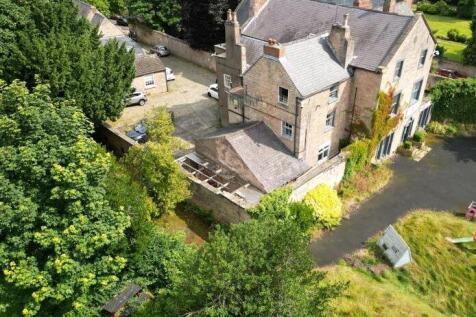 Detached house for sale