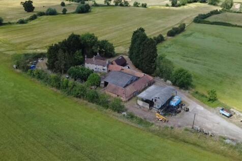 4 bedroom farm house for sale