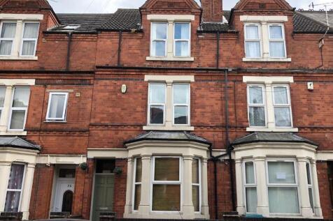 5 bedroom terraced house for sale