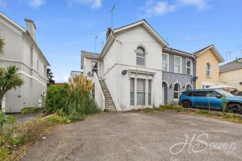 6 bedroom block of apartments for sale