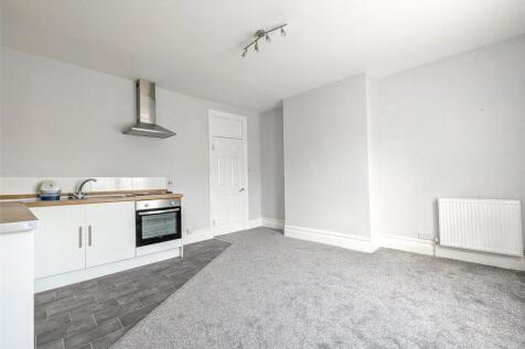 Two Mile Hill Road, Bristol BS15 2 bed apartment for sale