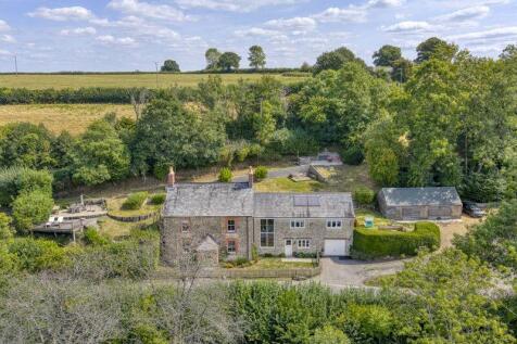 Wincanton BA9 5 bed character property for sale