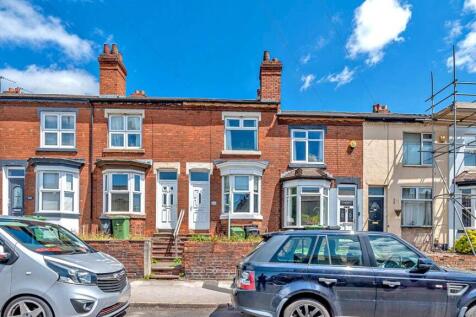 3 bedroom terraced house for sale