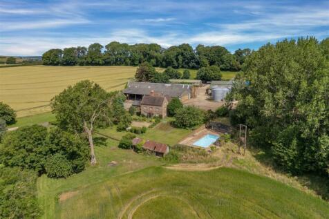 7 bedroom farm house for sale