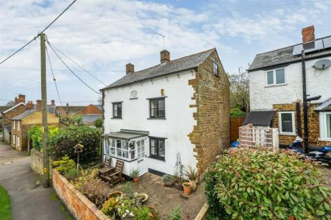 3 bedroom cottage for sale