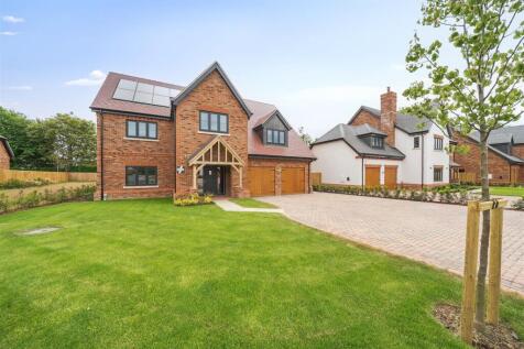 5 bedroom detached house for sale