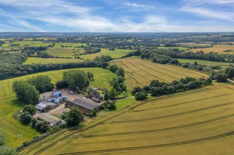 7 bedroom farm house for sale