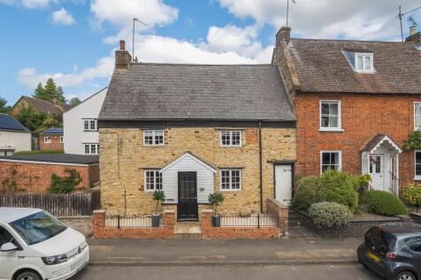 2 bedroom cottage for sale
