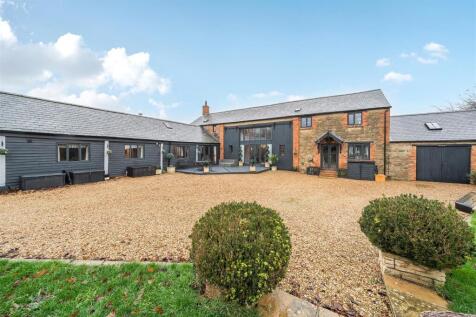 6 bedroom barn conversion for sale