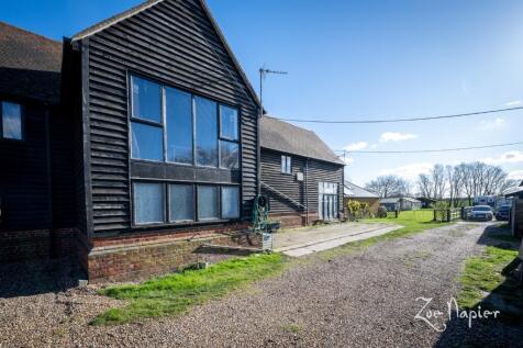 St Lawrence 3 bed barn conversion for sale
