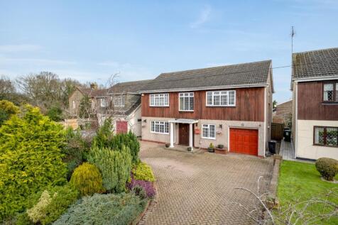 Langdon Hills 4 bed detached house for sale