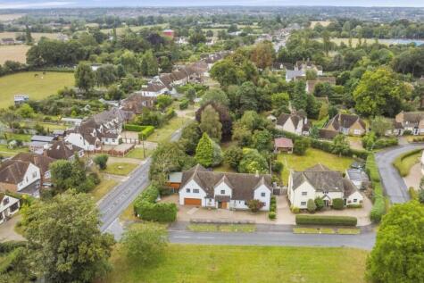 High Garrett 6 bed detached house for sale