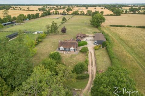 Fyfield 3 bed detached house for sale