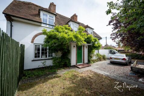 Burnham on Crouch 3 bed detached house for sale